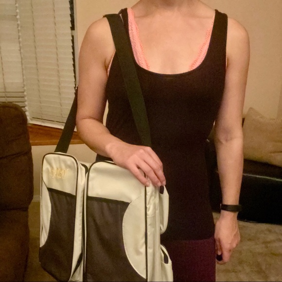 3 in 1 Diaper Bag Bassinet & Changing Station - Picture 11 of 12